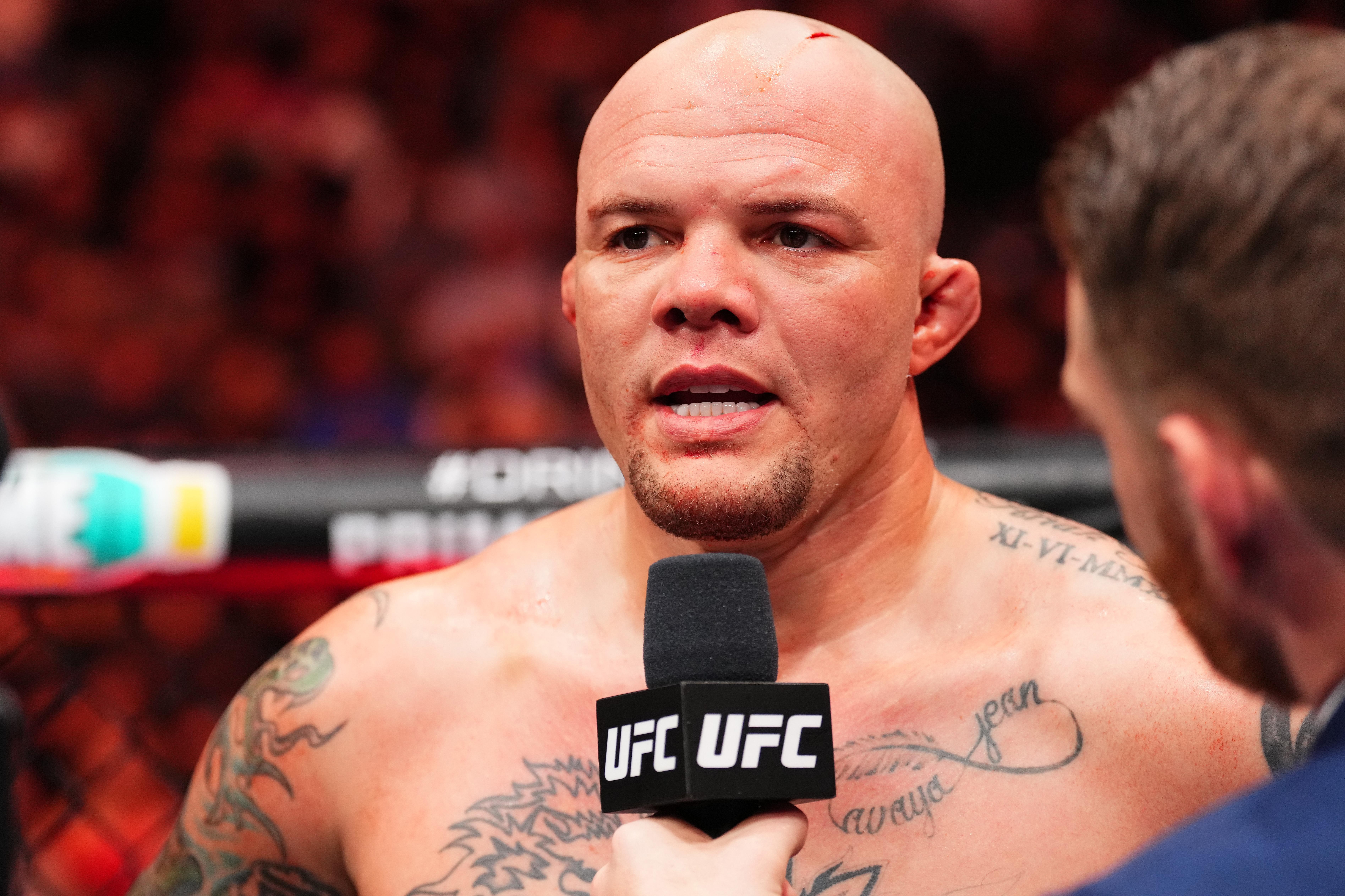 Anthony Smith ‘reportedly threatened to kill’ his wife, allegedly ‘attempted multiple times’ to strike her with his vehicle leading to arrest