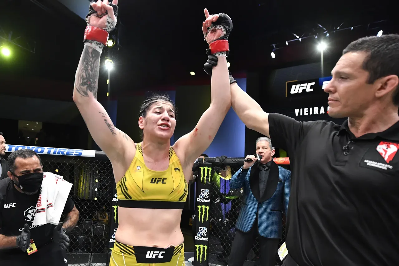 Fichaje de Ketlen Vieira: qué se sabe hoy del rumor de salida de UFC, su post truncado y el estado real de su futuro en la empresa.